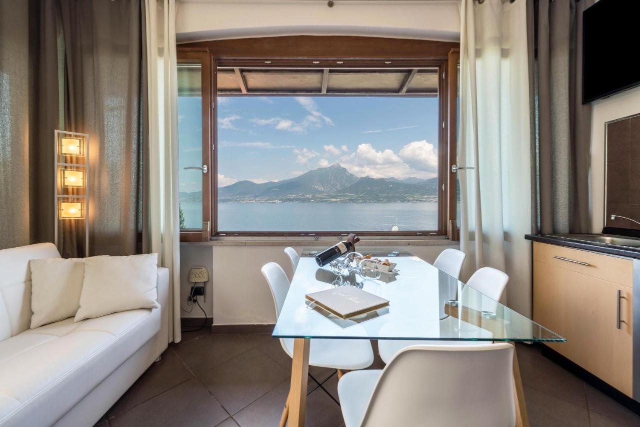 Residence La Mignon Oleandri Торри-дель-Бенако Экстерьер фото